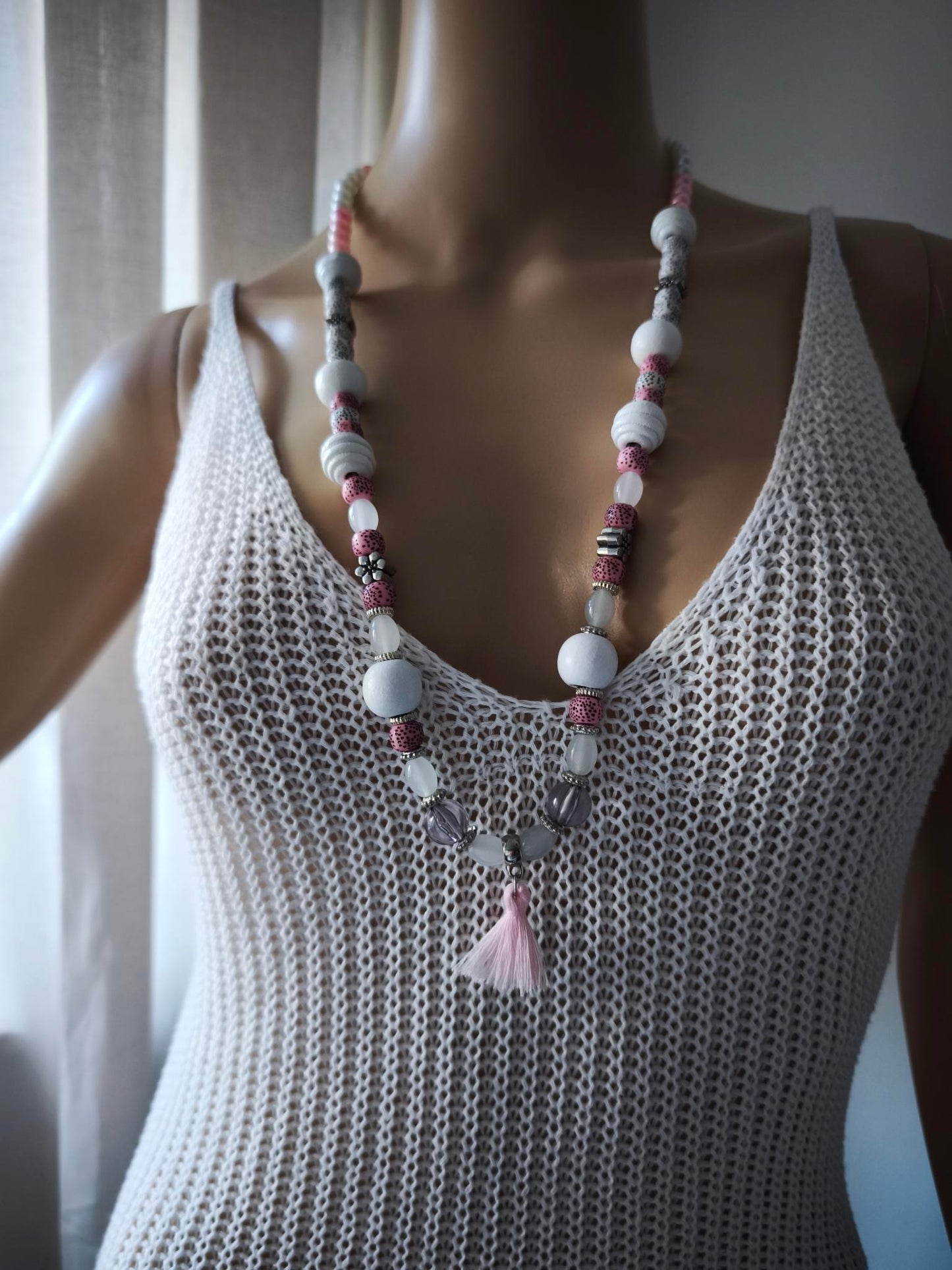 Boho Ibiza Halskette Hippie Festival Perlen Quaste White Rosa